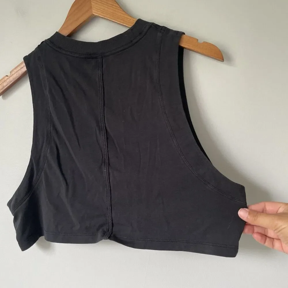 Lululemon All Yours Crop Tank Top Athletic Athleisure Black Women's Size 6